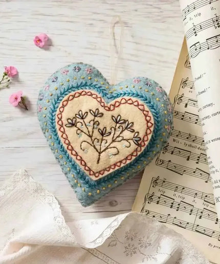Embroidered Heart Felt Craft Mini Kit